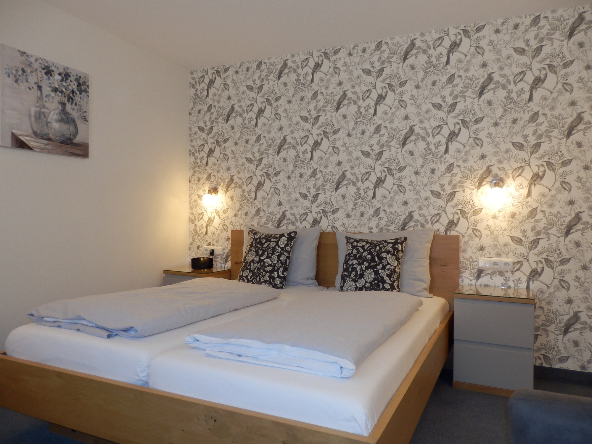 Doppelzimmer Hotel Bellevue Hameln Doppelbett modern eingerichtet
